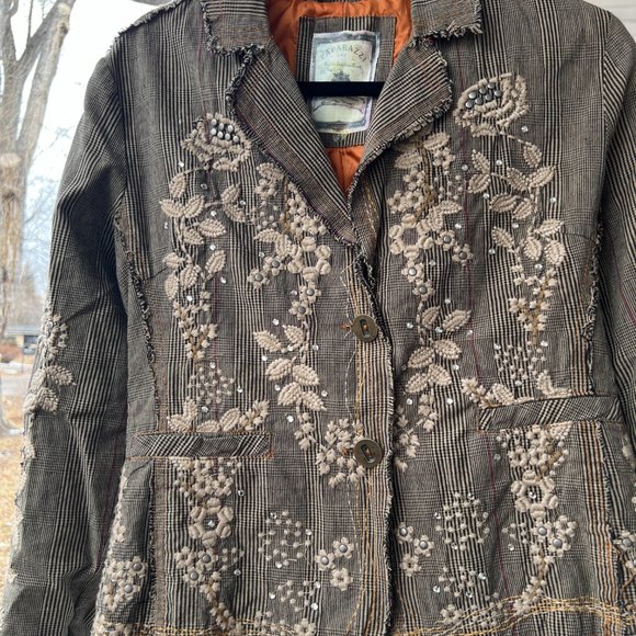 Paparazzi by Biz Floral Embroidered, Studded Raw Seams Cotton Tweed Jack… - Picture 1 of 11